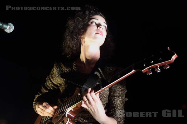 ST VINCENT - 2011-11-30 - PARIS - Cafe de la Danse - 